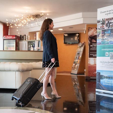 Hotel Residence Montelago Ternate (Varese) Exterior foto